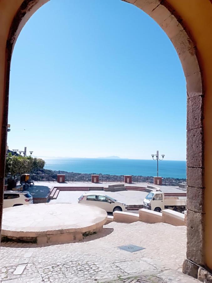 Casa Ines Apartment Maranola Екстериор снимка