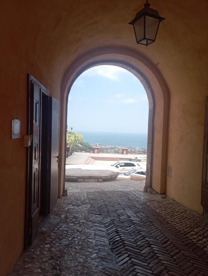 Casa Ines Apartment Maranola Екстериор снимка